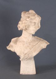 MERLINI, R.: 'Jven con rodete' , escultura de marmol, (57,5 cm.)