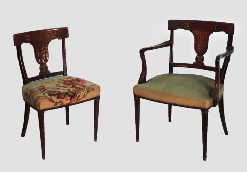 Pz. dos sillones y silla estilo ingls, tapizado tapiceria.