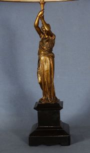 Lmparas de bronce figuras de mujer, con pantallas