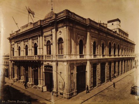 RIMATH: Albminas El Tigre Hotel N 145 y Teatro Onrubia N 44. 15,5 x 21 cm. Circa 1890