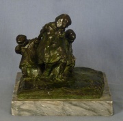 Troiani Troiano 'A Casa', escultura en bronce, base de mrmol.