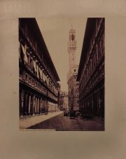 FOTOGRAFIAS. Albminas de Florencia c/u tiene su titulo. Circa 1880/90. Fotos 18 x 23 cm. Cartn: 37 x 48 cm.