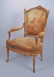 Juego de sala estilo Luis XVI, tapizado aubuson. Sof, 2 sillones y 2 sillas. Averas. Averas -164-