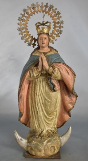 Virgen Inmaculada de yeso patinada -284- Restauros. Alto: 36 cm.