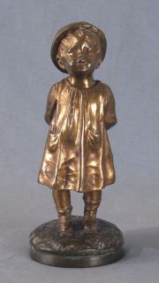 Culuche. Niño, escultura de bronce.