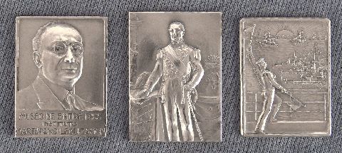 Medalla Museo Leguizamon. Acuerdo San Nicolas.Revista Naval, plata
