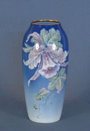 Vaso de porcelana Bavaria, esmalte azul con flores (#)