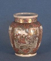Par de vasos Satzuma, ceramica japonesa (#)