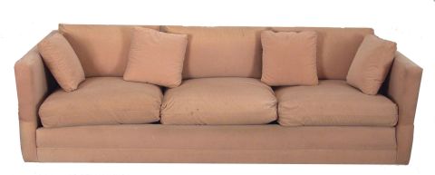 Sofa ROCHE BOBOIS,  confortable tres cuerpos, tapizado beige con almohadones