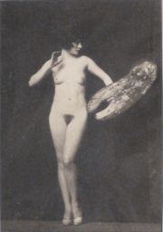 Alfred Cheney Johnston, Desnudo, fotografía.