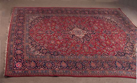 Alfombra persa Keshan, fondo rojo, averas 343 x 239 -72-