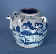 Tetera china de porcelana Quing S. XIX.