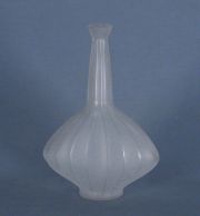 Lalique, vaso de vidrio.