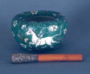 Bowl chino de porcelana con animales, con mano