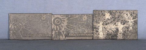 GERSTEIN, Tres plaquetas de bronce