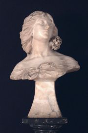 Busto femenino, escultura de mrmol