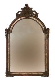 Espejo de pared marco dorado con espejos.