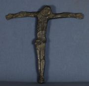 GAVITO. Cristo, escultura en metal blando, firmado. 35 x 36 x 3 cm