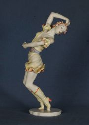 Bailarina, figura de porcelana Rosenthal firmada Ursula Reiveril