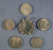 Monedas distintas de plata ONE DOLAR PLURIBUS UNUM..y otras (9).