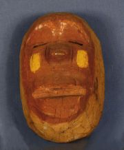 Mascara Chane, Antropomorfa, de palo borracho, h: 29 cm. Hacia 1930/40