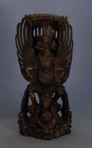 Vishnu montando a Garuda, Esculura Indonesia