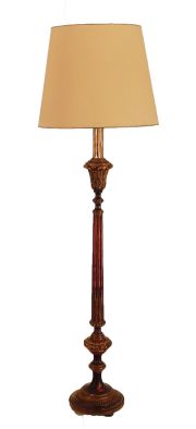 Lámpara de pie en madera con pantalla