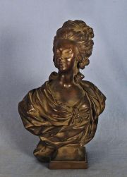 Busto María Antonieta. -70-