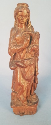 Talla. La Virgen y el Niño. Averías, 43 cm. -1-