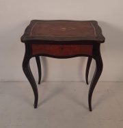 Mesa costurero estilo Napoleón III. desperfectos.