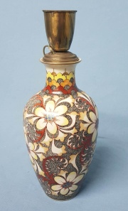 Vaso globular, cerámica con flores. Industria Nac. hecho lámpara -14-