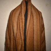 Manta de lana tonos marrones con flecos 200 x 220 cm