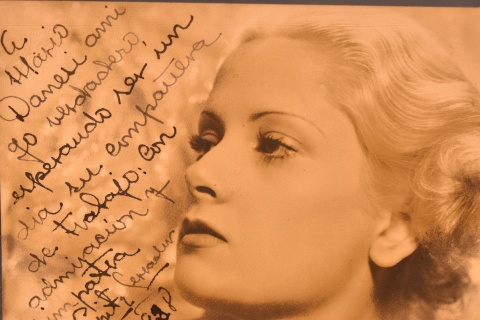 HEINRICH ANNEMARIE, Fotografía de la actriz argentina, PEPITA SERRADOR, dedicada y firmada. Año 1928, mide 10 x 15 cm.