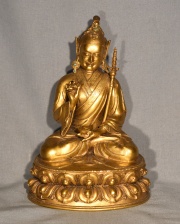 BODHISATVA, escultura bronce sobre flor de loto.