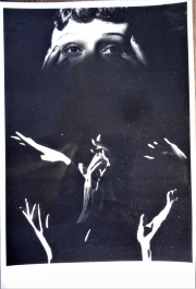 HEINRICH ANNEMARIE, Fotografía Artística de la actriz ruso-argentina BERTA SINGERMAN, circa 1960,