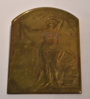 De La Carcova, E. - MEDALLA CENTENARIO DE LA UNIVERSIDAD DE BUENOS AIRES - Medalla en bronce de 95 x 70 mm. En el frente