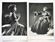 HEINRICH ANNEMARIE, Fotografías de BERTA SINGERMAN en escena, miden 11 x 17 cm. 2 Piezas.
