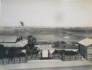 Golf CLUB MAR DEL PLATA, Fotografía de gran tamaño, de la ANTIGUA ENTRADA y los LINKS, circa 1909, mide: 25 x 19 cm