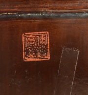 Caja de laca china, roja. Restauros