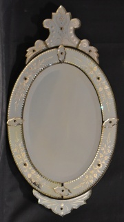 Espejo veneciano oval