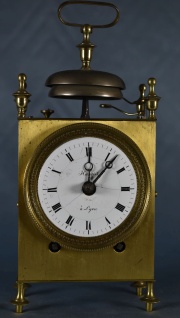 Reloj de mesa Hanriot A. Lyon. De bronce liso. Incompleto. (17)