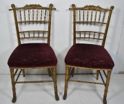Cuatro sillas Chiavari con balaustrillos dorados. Roturas. (281)