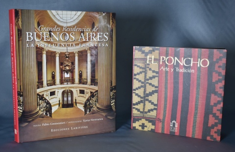 GRANDES RESIDENCIAS de BS. AS. Y EL PONCHO . 2 volúmenes.