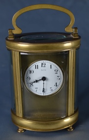 Carriage Clock bronce Made in France Altura 11cm (ovalado) dice BLACK. Sin llave