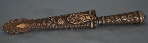 Cuchillo de plata con monograma E.C. hoja Solingen arbolito. Platero López y Diez.