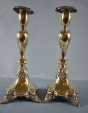 Par de candeleros Art Noveau, bronce plateado