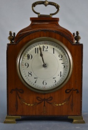 Reloj de mesa BTG (Jacques Benedict Time Group), máquina de bronce. Peq. Rest. 21 cm.