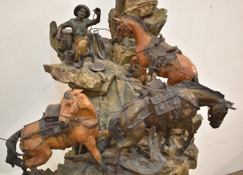 LORENZO E. GHIGLIERI . Escultura caballos.