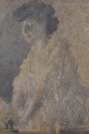 Inoccenti, Camilo. Mujer, dibujo carbonilla. Roma 1908. mide: 20 x 16 cm.