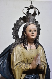Virgen Inmaculada, Española, aros posteriores. Alto total: 90 cm.. Ex. Colección GARCIA LAWSON- Ex. Colec. Alej
